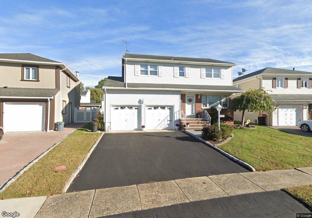 831 Inwood Rd, Union, NJ 07083 - photo 1