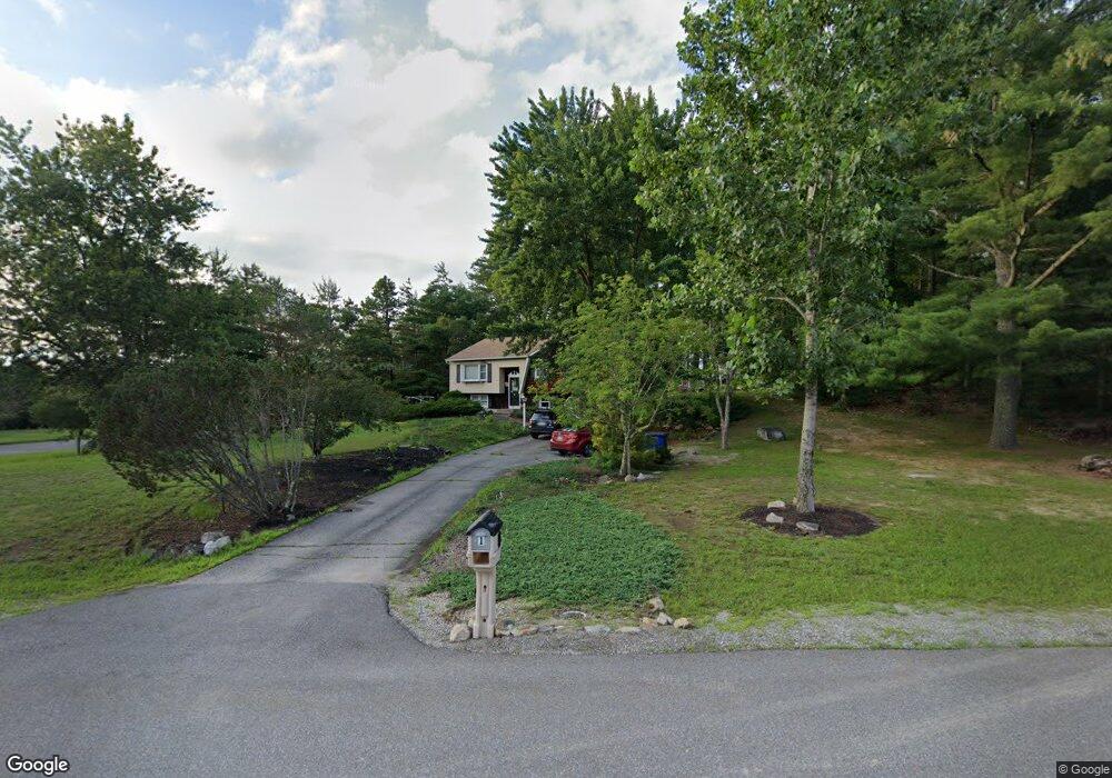 1 Hillcrest Ln, Londonderry, NH 03053 - photo 1