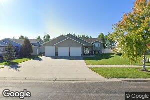 4212 38th Ave S, Fargo, ND 58104