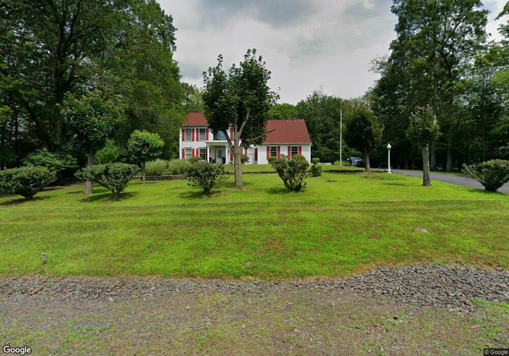 113 Timberwood Dr, Mountain Top, PA 18707 - photo 1