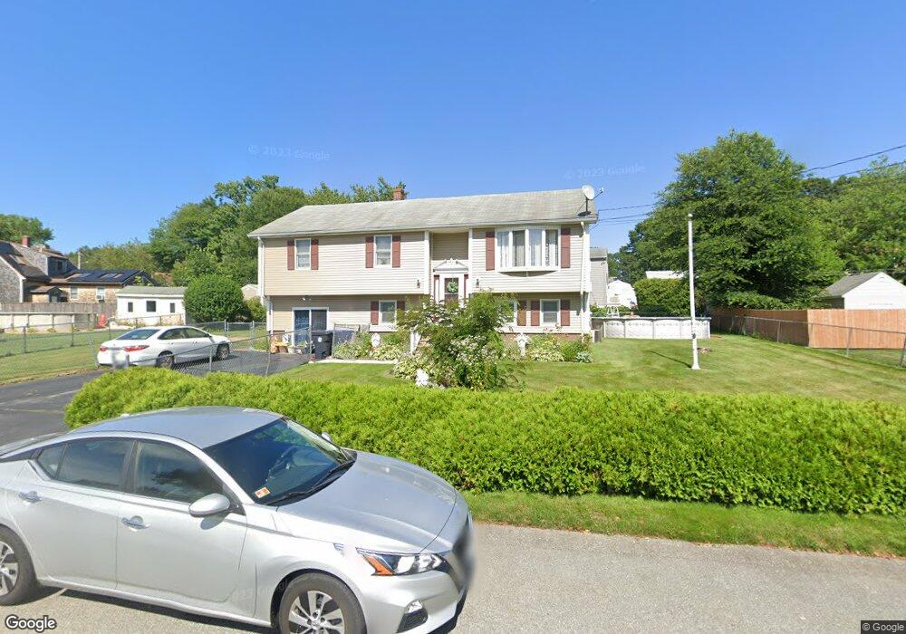 4 Kenny Dr, Warren, RI 02885 - photo 1