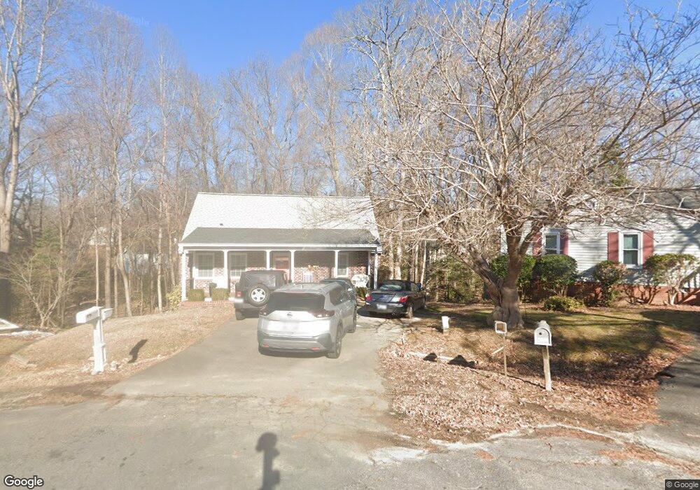 4608 Mason Crest Dr, North Chesterfield, VA 23234 - photo 1