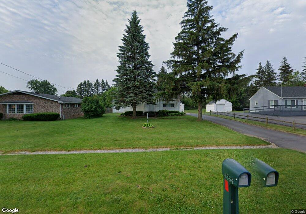 4334 Richfield Rd, Flint, MI 48506 - photo 1