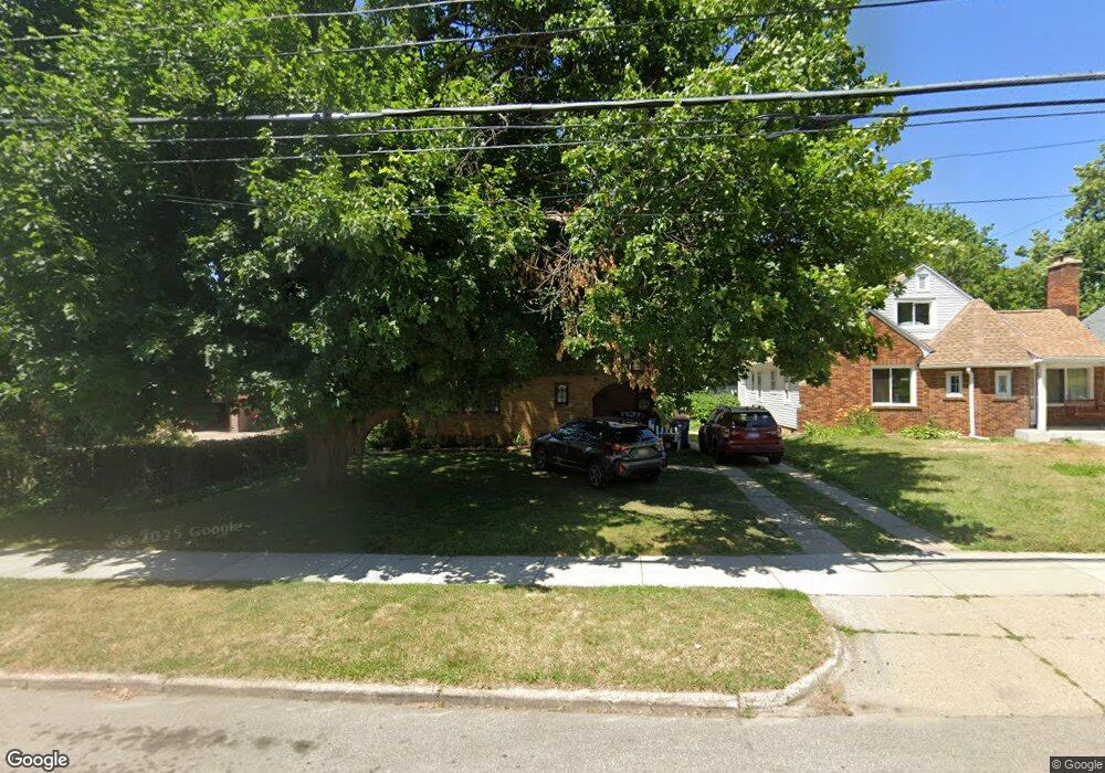 917 Knapp St NE, Grand Rapids, MI 49505 - photo 1