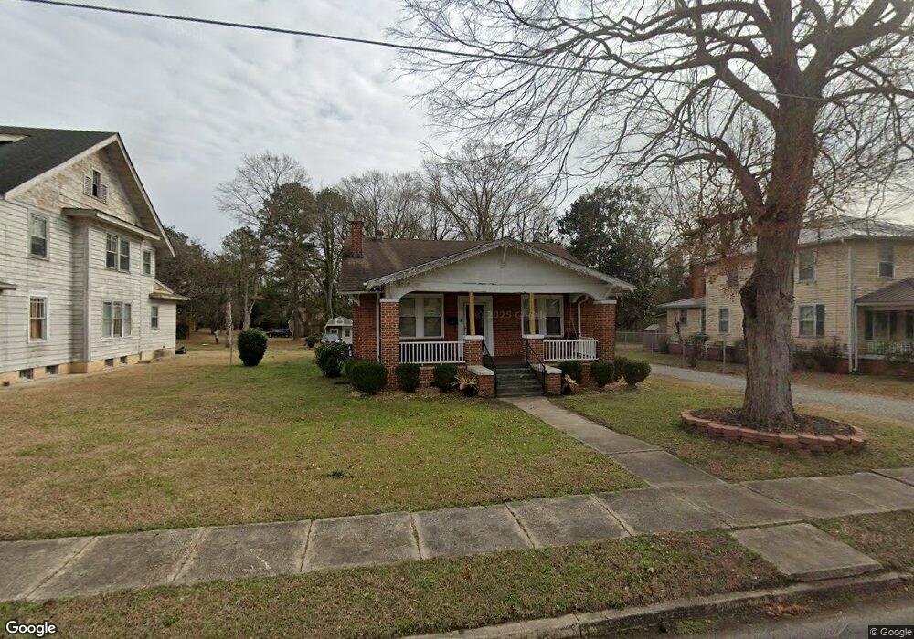 605 Cedar St, Weldon, NC 27890 - photo 1