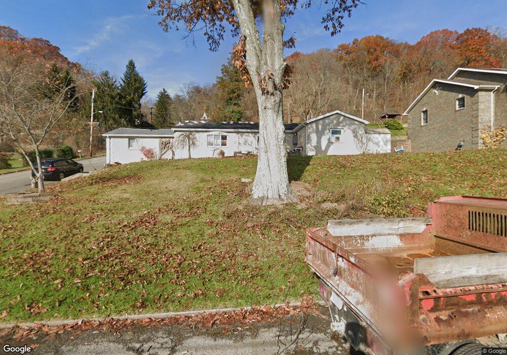 2411 Overbrook Ave, Wheeling, WV 26003 - photo 1