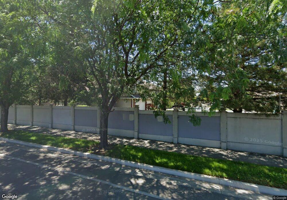 672 E Stonefly Dr unit 9, Sandy, UT 84070 - photo 1