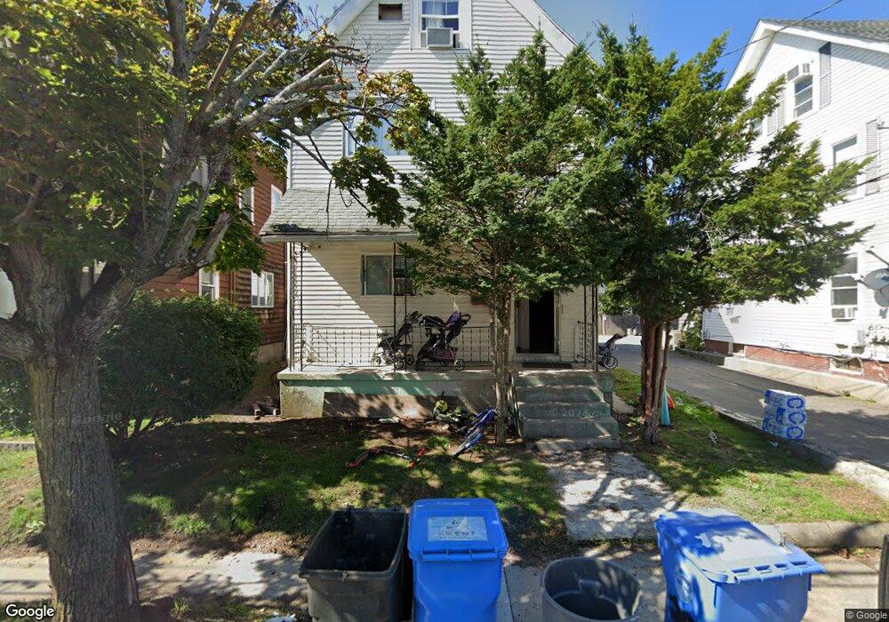 32 Hammond St unit 32, Waltham, MA 02451 - photo 1