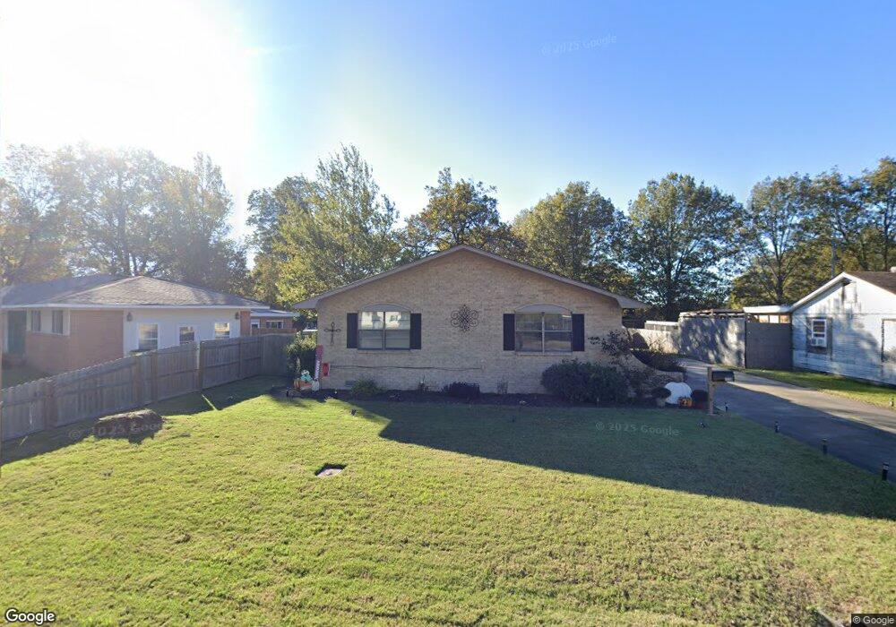 1710 Granvue Dr, Stuttgart, AR 72160 - photo 1