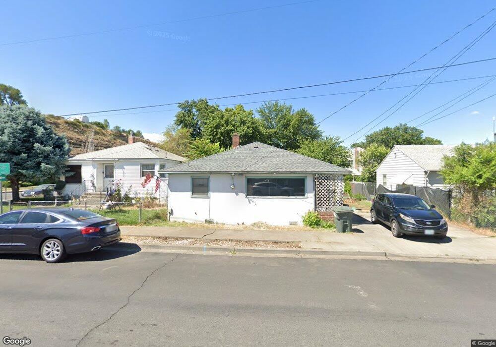 421 SW 17th St, Pendleton, OR 97801 - photo 1