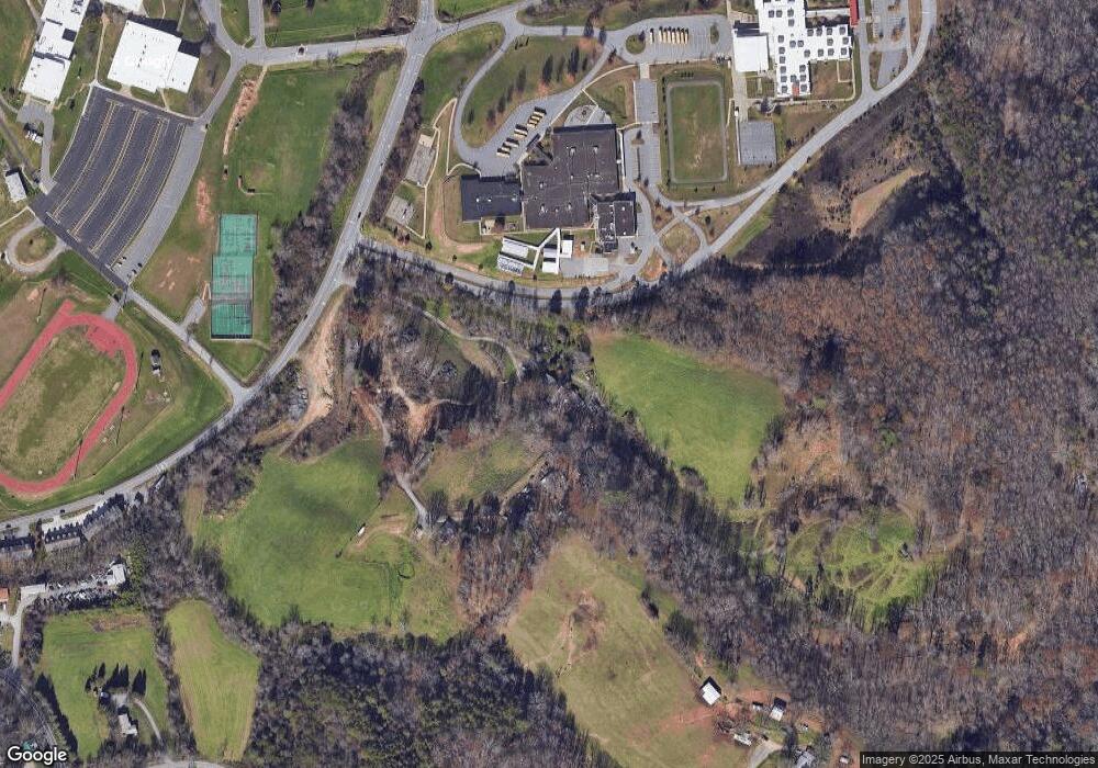 104 Dead Oak Rd, Asheville, NC 28806 - photo 1