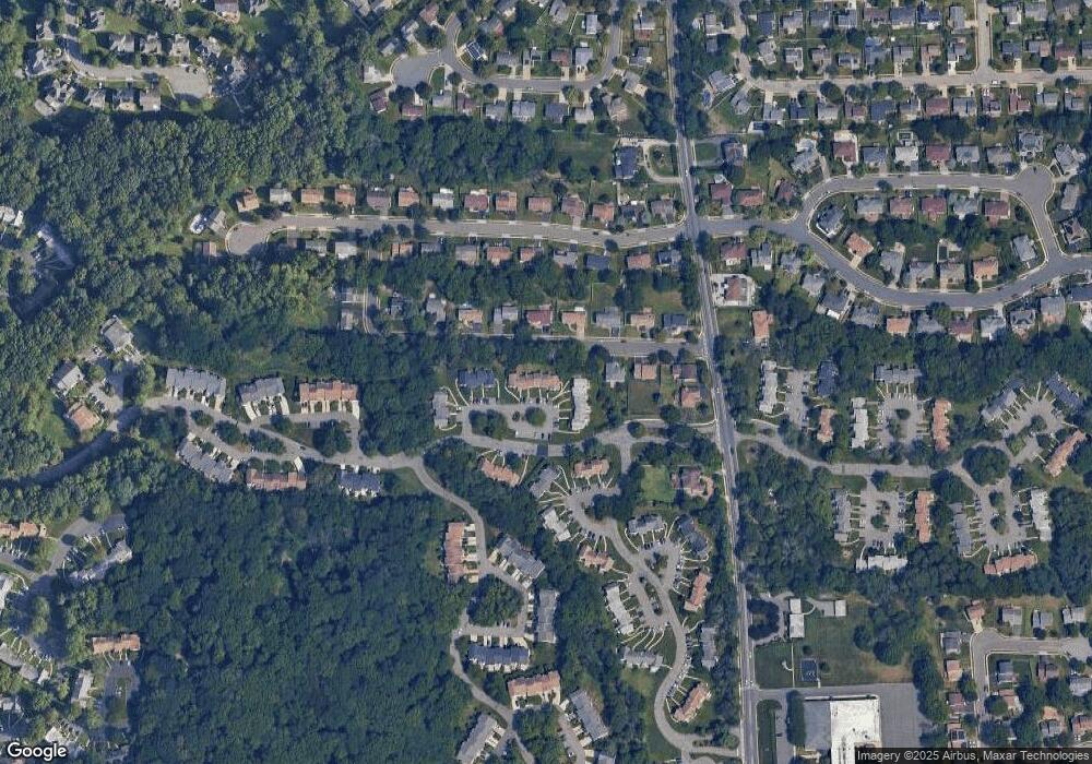 3002 Stonehedge Rd unit 2, Edison, NJ 08820 - photo 1