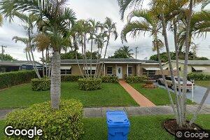 1338 W Mango St, Lantana, FL 33462