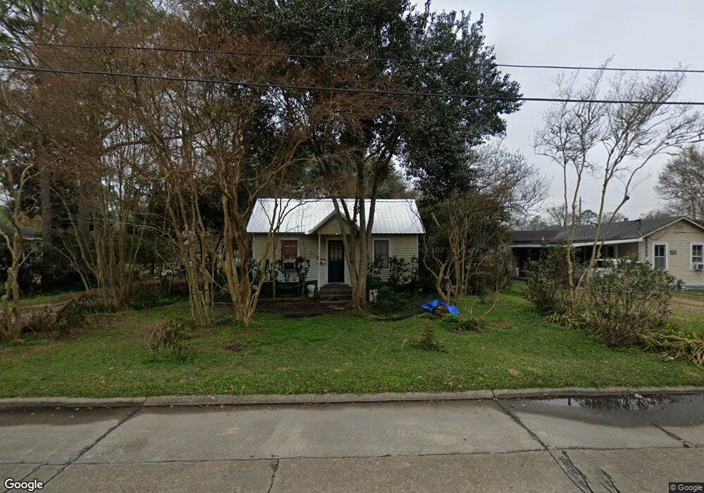 113 Decuir St, New Iberia, LA 70560 - photo 1
