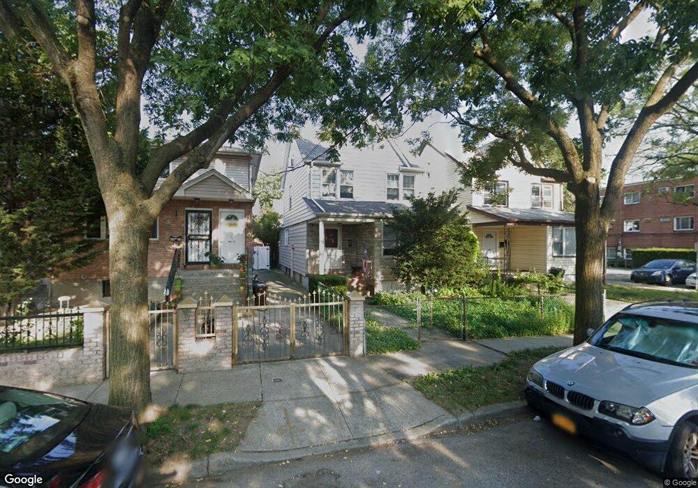 89-33 Moline St unit 2FL, Jamaica, NY 11428 - photo 1