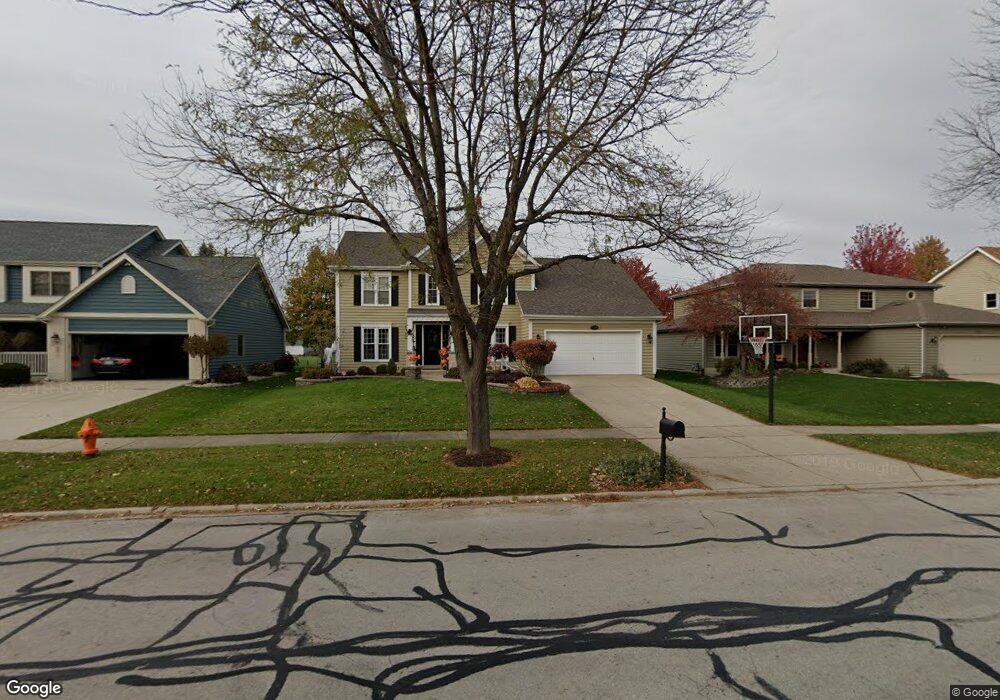 1539 Carlyle Rd, Naperville, IL 60564 - photo 1