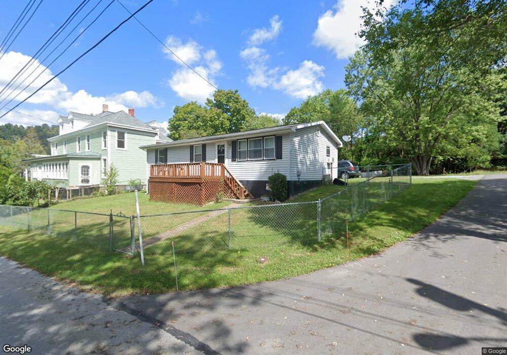 11 Scaling St, Berkeley Springs, WV 25411 - photo 1