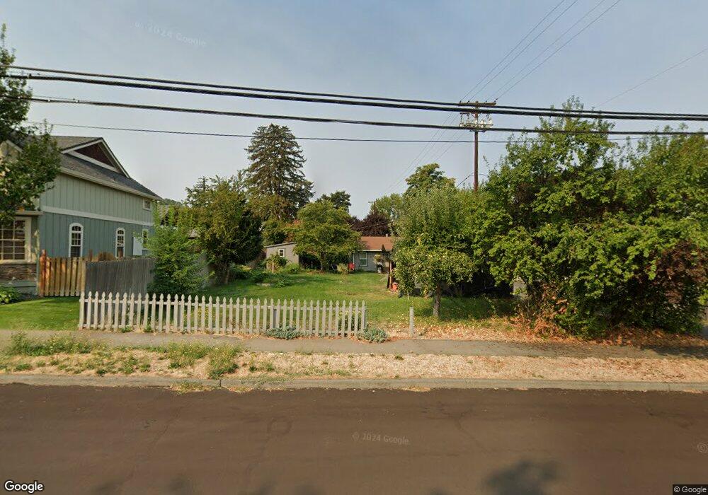 1109 G St, the Dalles, OR 97058 - photo 1