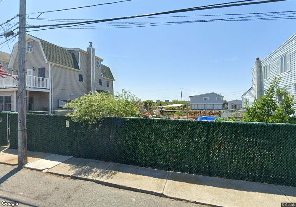 56 W 18th Rd, Broad Channel, NY 11693 - photo 1