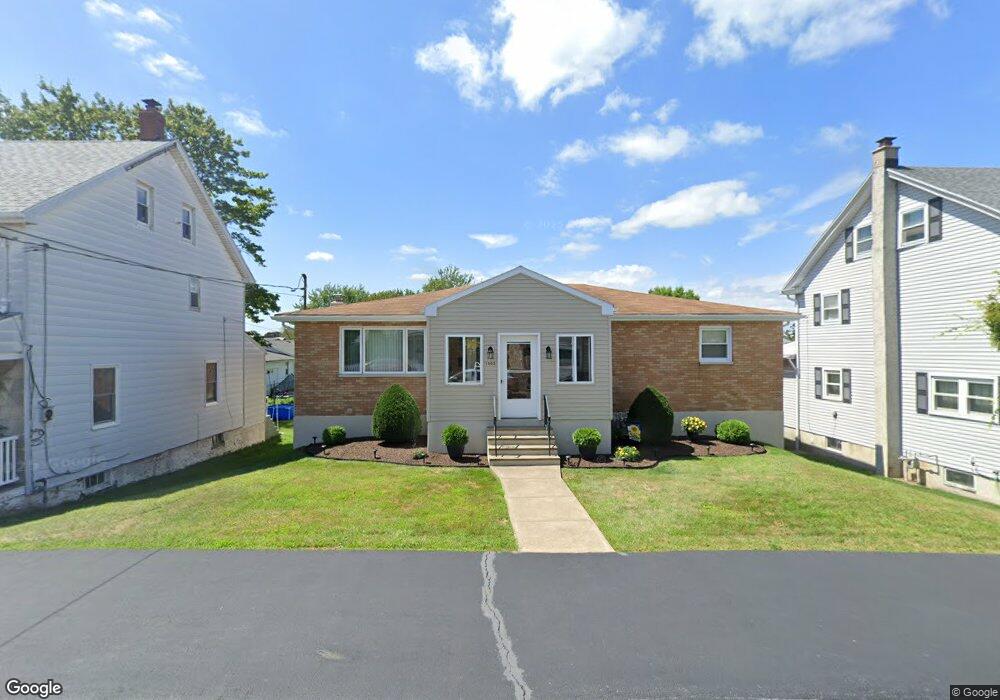 1002 N James St, Hazleton, PA 18201 - photo 1