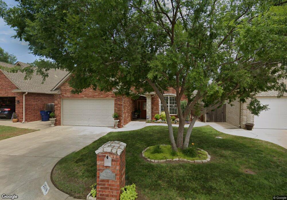 3710 Oakleaf Ct, Duncan, OK 73533 - photo 1