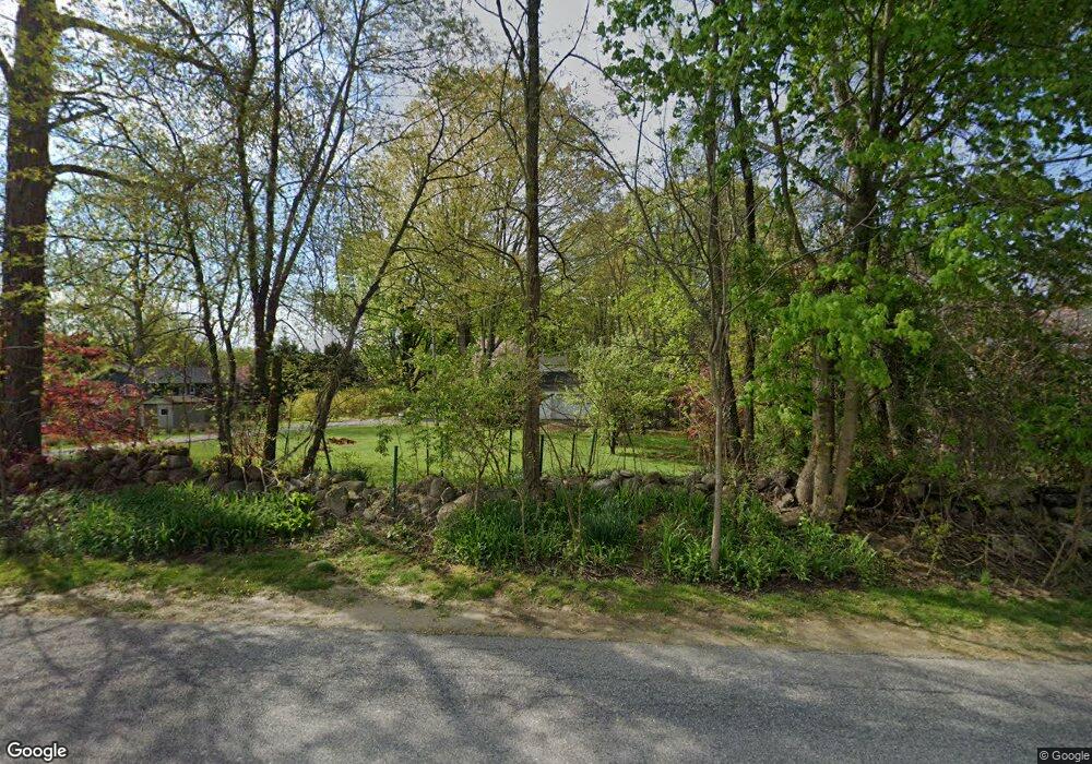 817 Fox Meadow Rd, Yorktown Heights, NY 10598 - photo 1