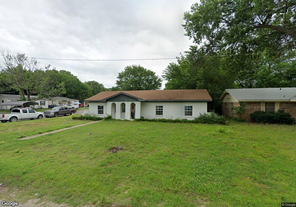 710 R St NW, Ardmore, OK 73401 - photo 1