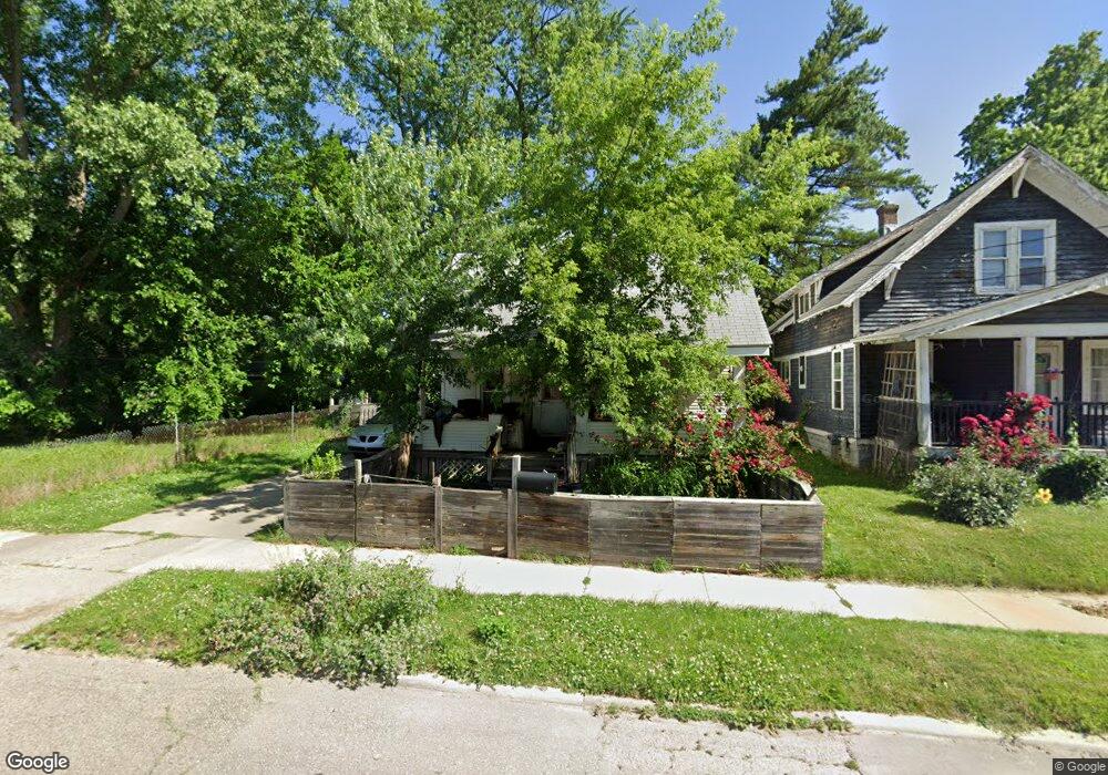 139 E Belvidere Ave, Flint, MI 48503 - photo 1