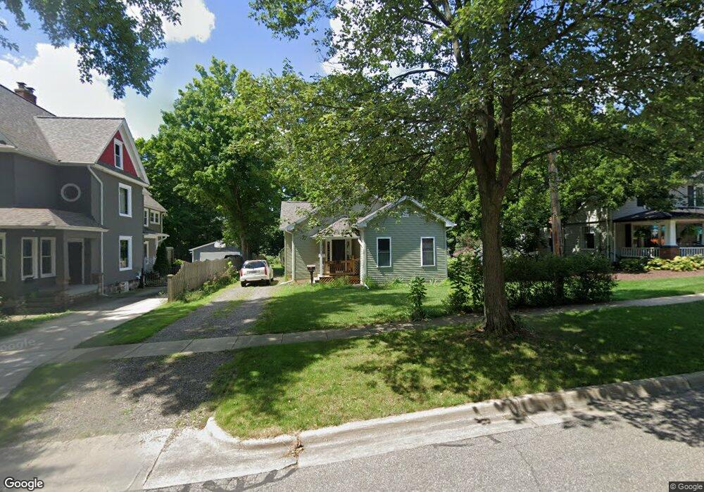 315 N Division St, Marshall, MI 49068 - photo 1