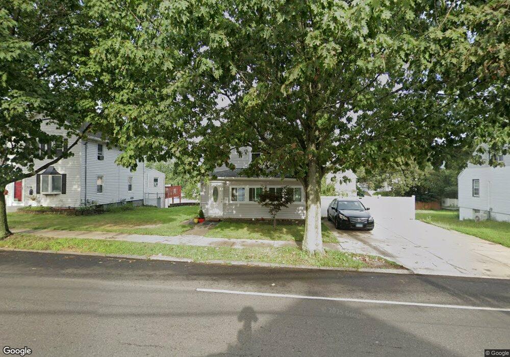 1122 Townsend Ave, New Haven, CT 06512 - photo 1