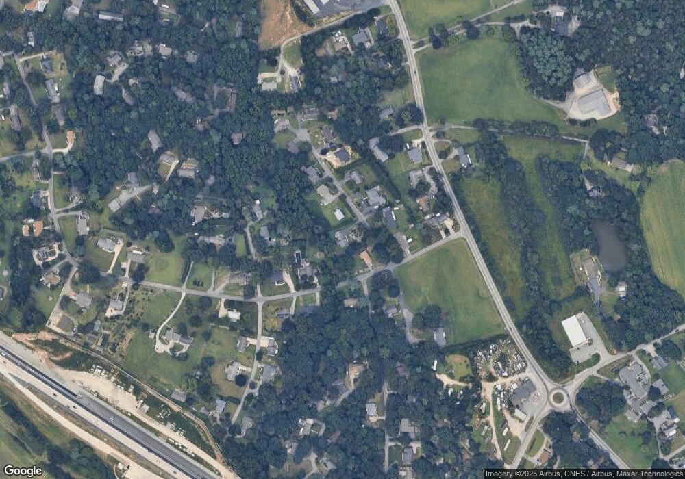 104 Richards Dr, Hendersonville, NC 28792 - photo 1