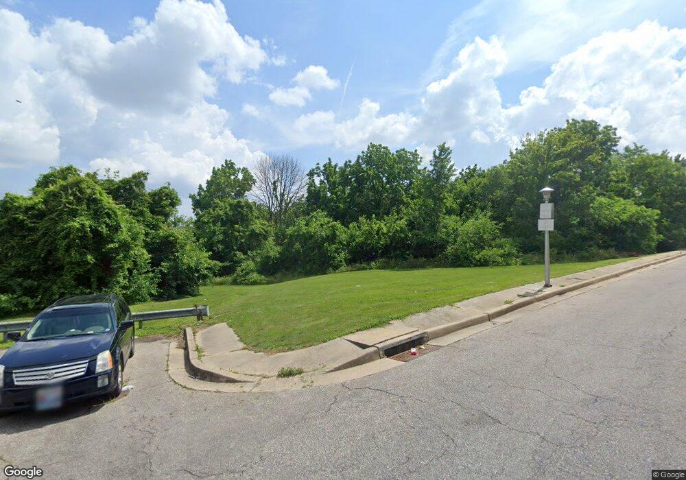 129 Siegwart Ln, Baltimore, MD 21229 - photo 1