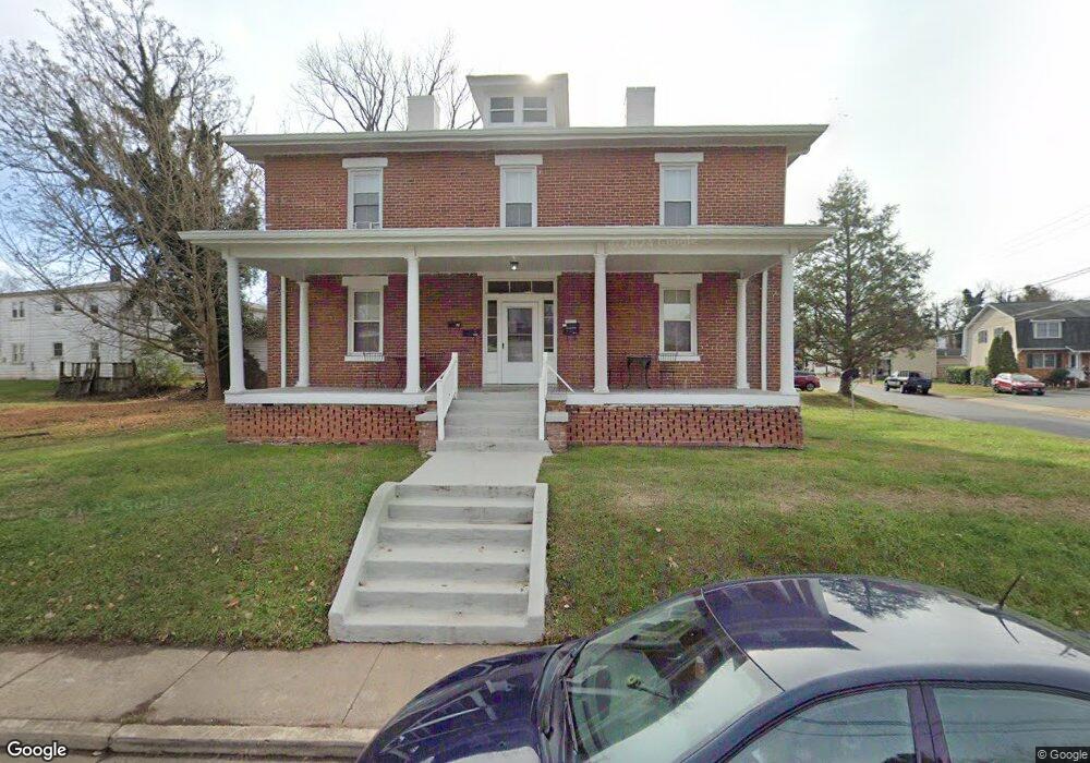 301 E Piedmont St, Culpeper, VA 22701 - photo 1