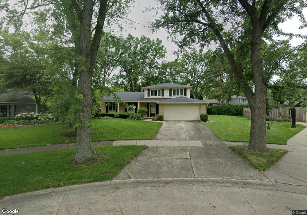 2426 Greenwood Ct, Glenview, IL 60026 - photo 1
