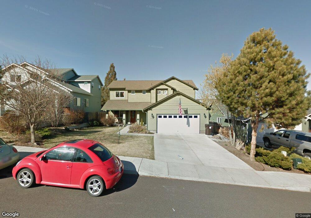 2007 SW 37th St, Redmond, OR 97756 - photo 1