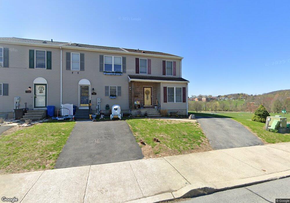 3800 Penns Ct, Reading, PA 19606 - photo 1