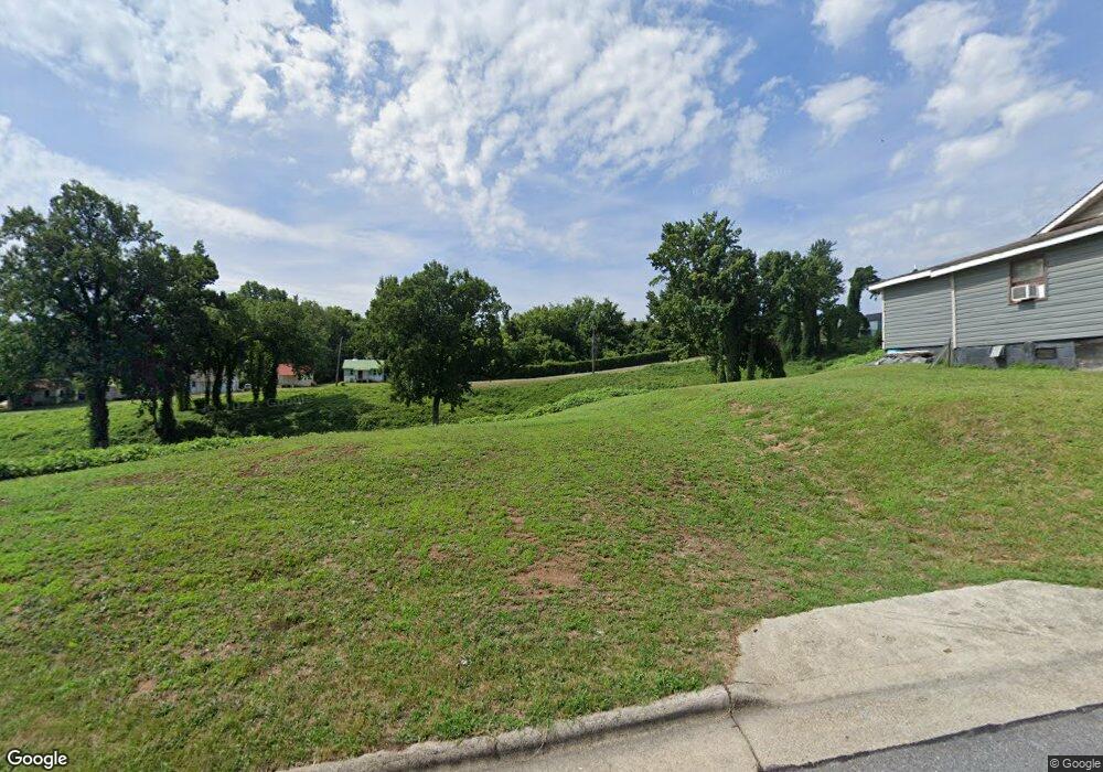 215 Lytle St, Reidsville, NC 27320 - photo 1