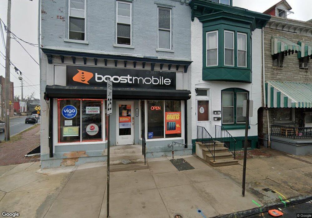 1002 N 8th St, Reading, PA 19604 - photo 1