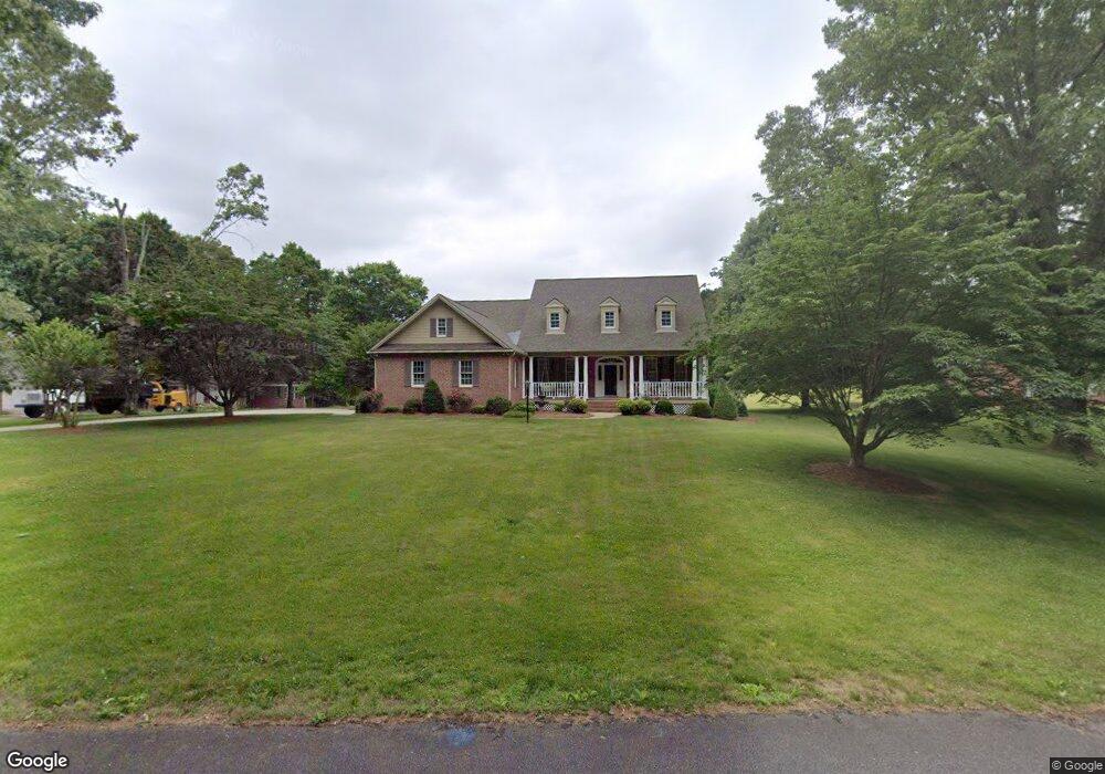 731 Maplewood Ln, Statesville, NC 28625 - photo 1