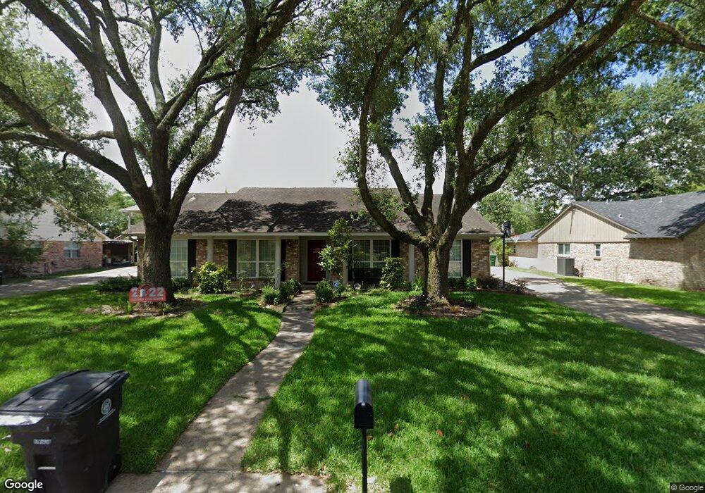7115 Bayou Forest Dr, Houston, TX 77088 - photo 1