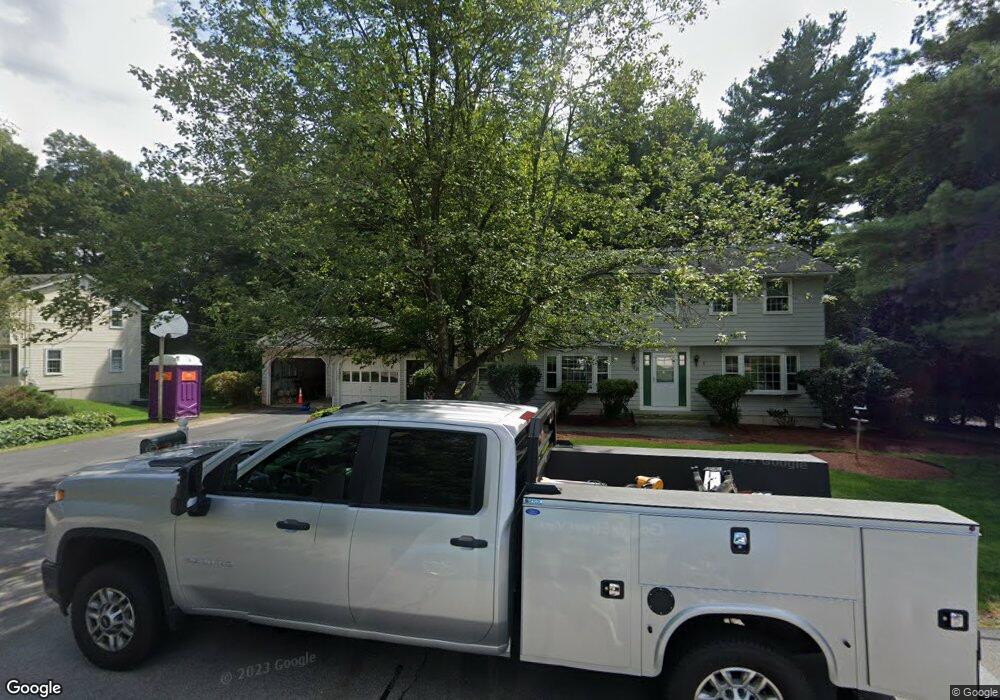 26 Chaucer Rd, Nashua, NH 03062 - photo 1