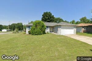 1543 Deadra Dr, Lebanon, MO 65536