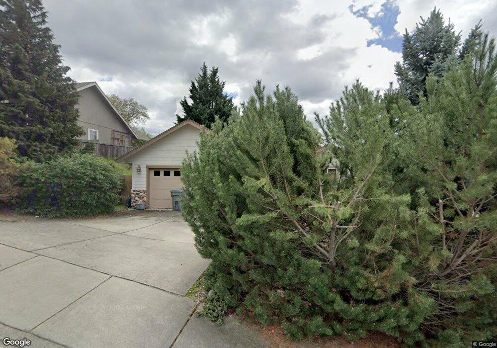 1445 NE Jennifer Way, Grants Pass, OR 97526 - photo 1