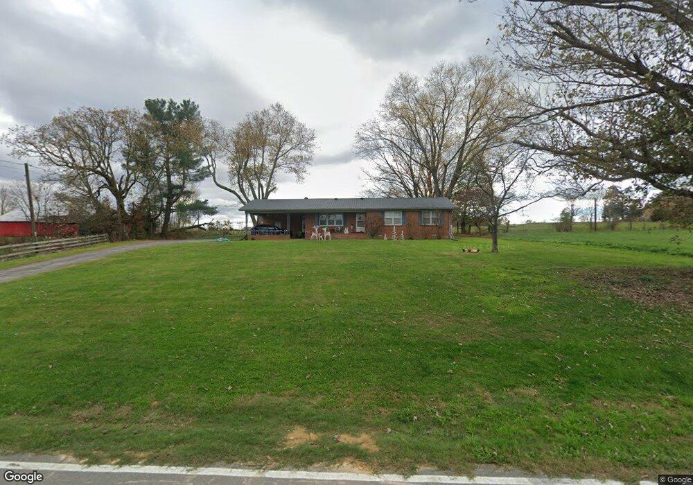 2185 Zeb Warren Rd, Cookeville, TN 38506 - photo 1