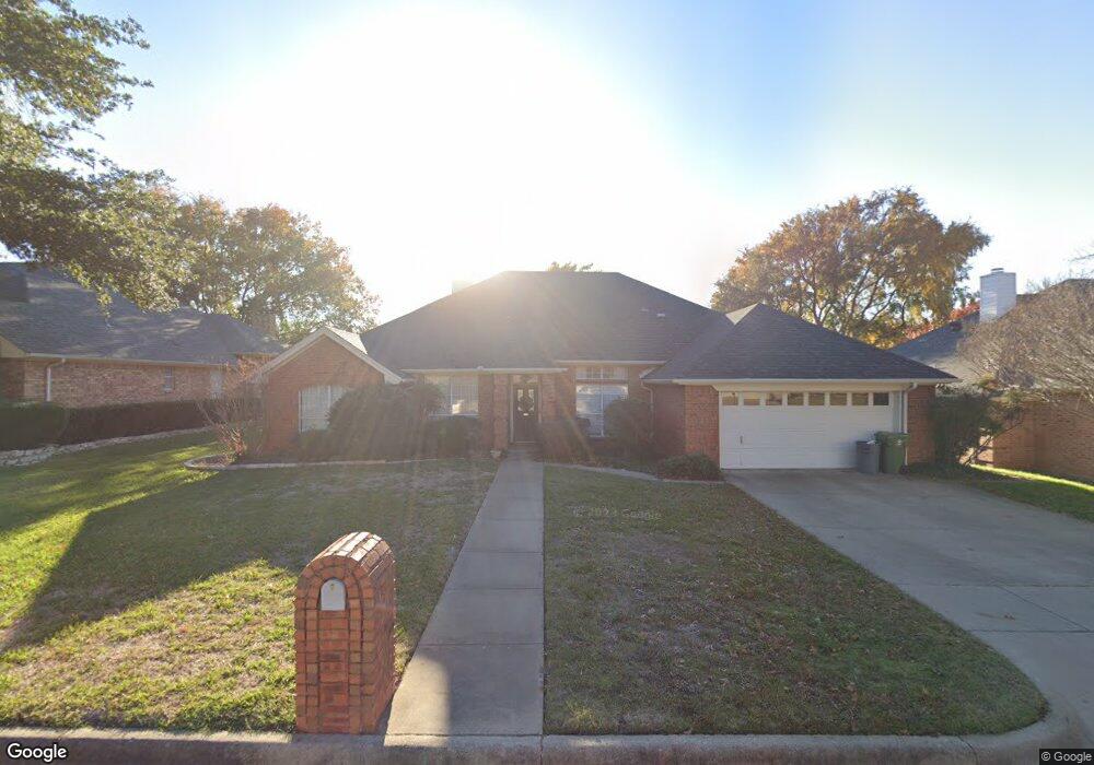 7037 Spanish Oaks Dr, North Richland Hills, TX 76182 - photo 1