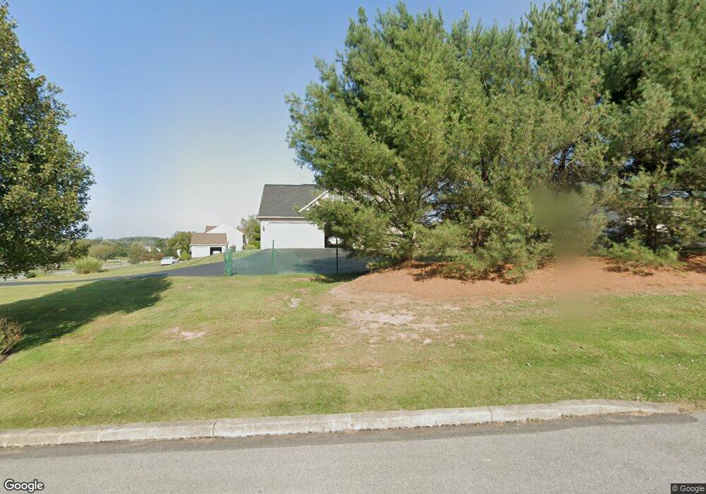 10 William Penn Dr, Schwenksville, PA 19473 - photo 1