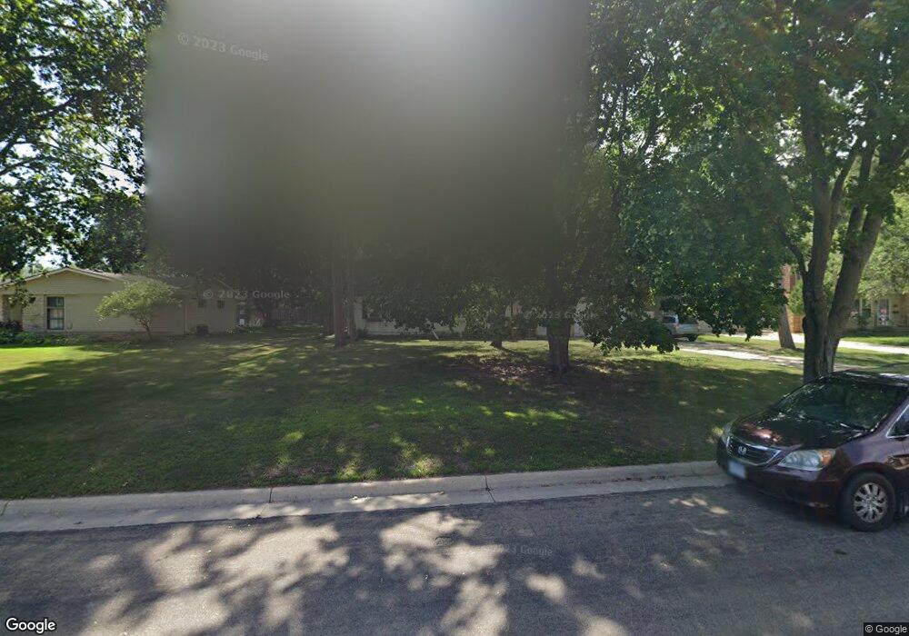 200 20th St SW, Austin, MN 55912 - photo 1