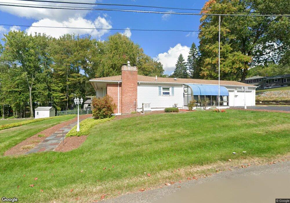 12 Cloverleaf Rd, Leominster, MA 01453 - photo 1