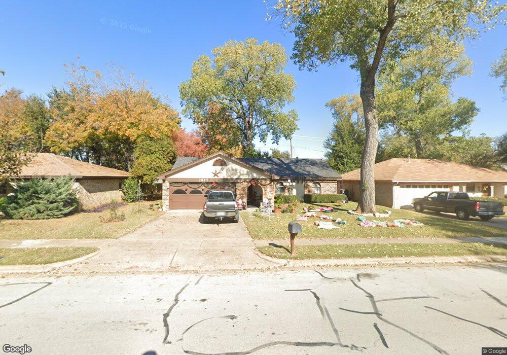 2013 Schumac Ln, Bedford, TX 76022 - photo 1