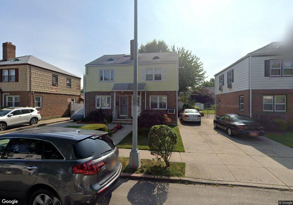 5610 184th St, Fresh Meadows, NY 11365 - photo 1
